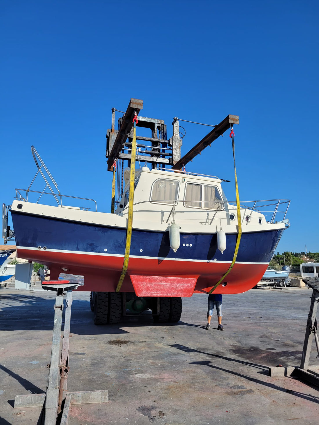 Trusty 23 Motor Boat
